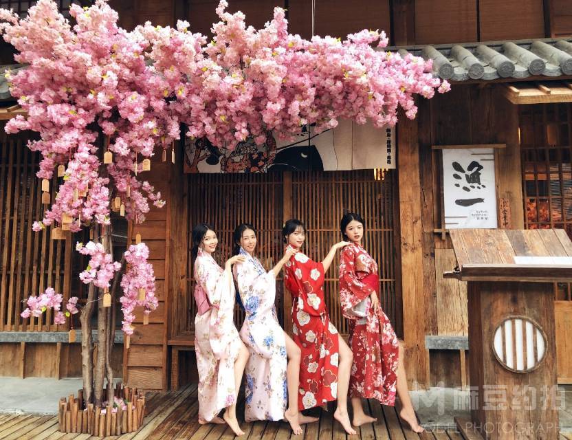 和服模特