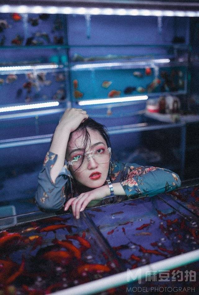 胶片模特
