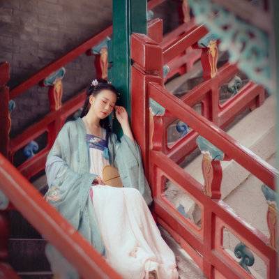 汉服模特