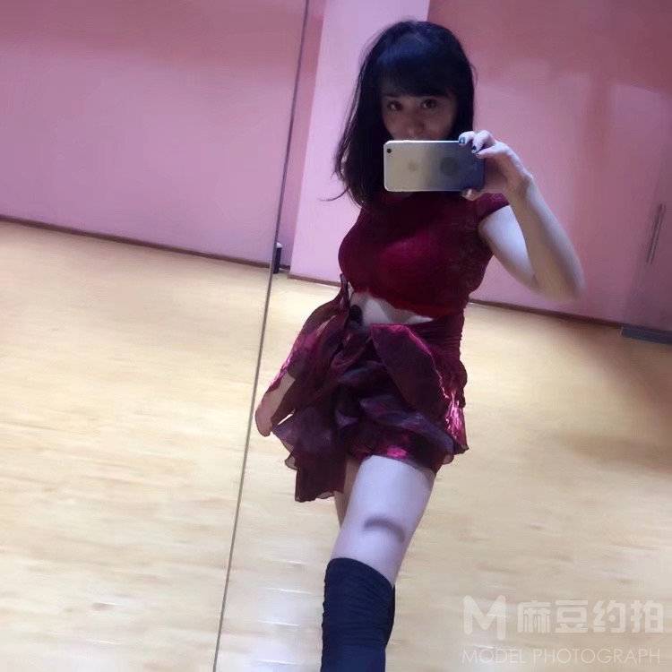 纪实模特