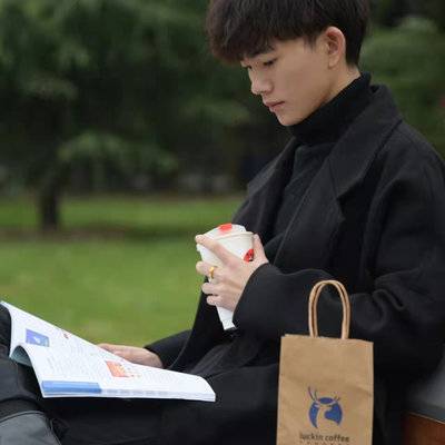 黑白模特