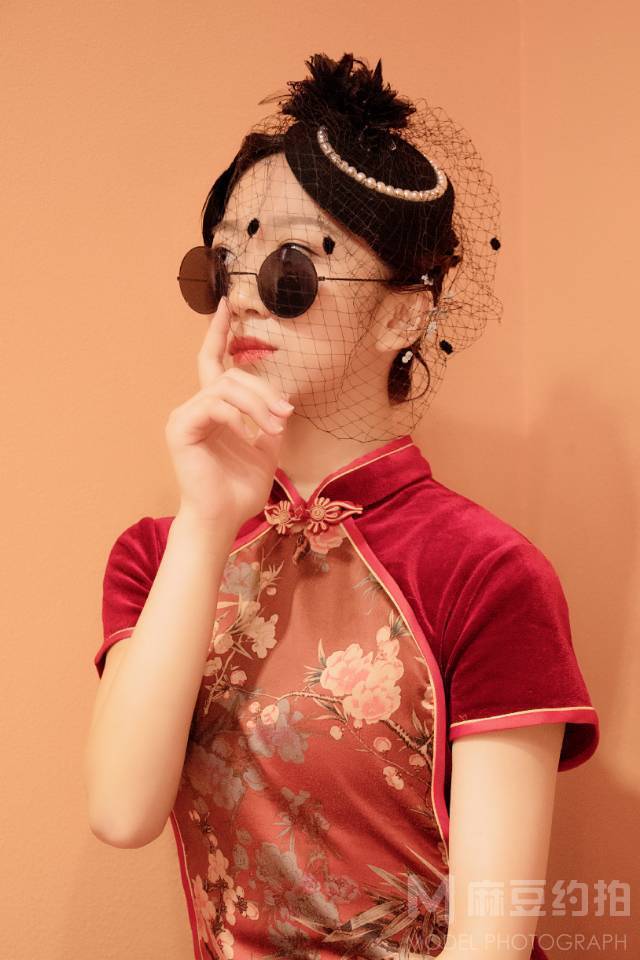 妆容模特