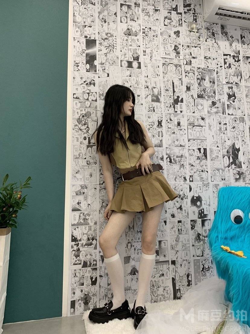 校园模特