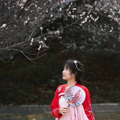 汉服模特