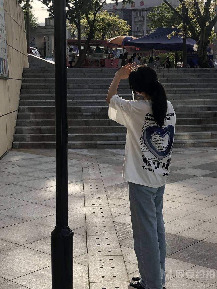 妆容模特