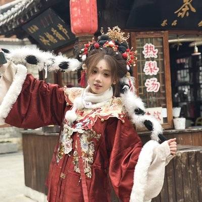 汉服模特