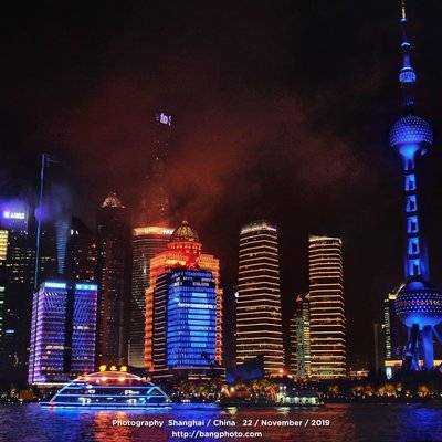 夜景模特