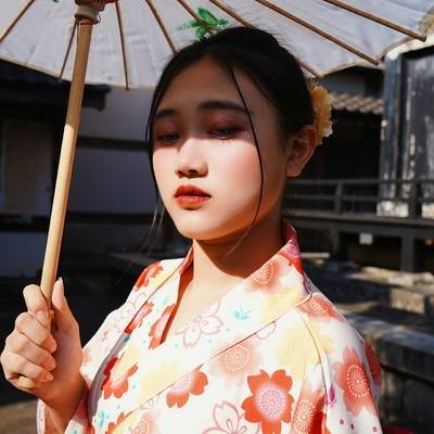 清新模特