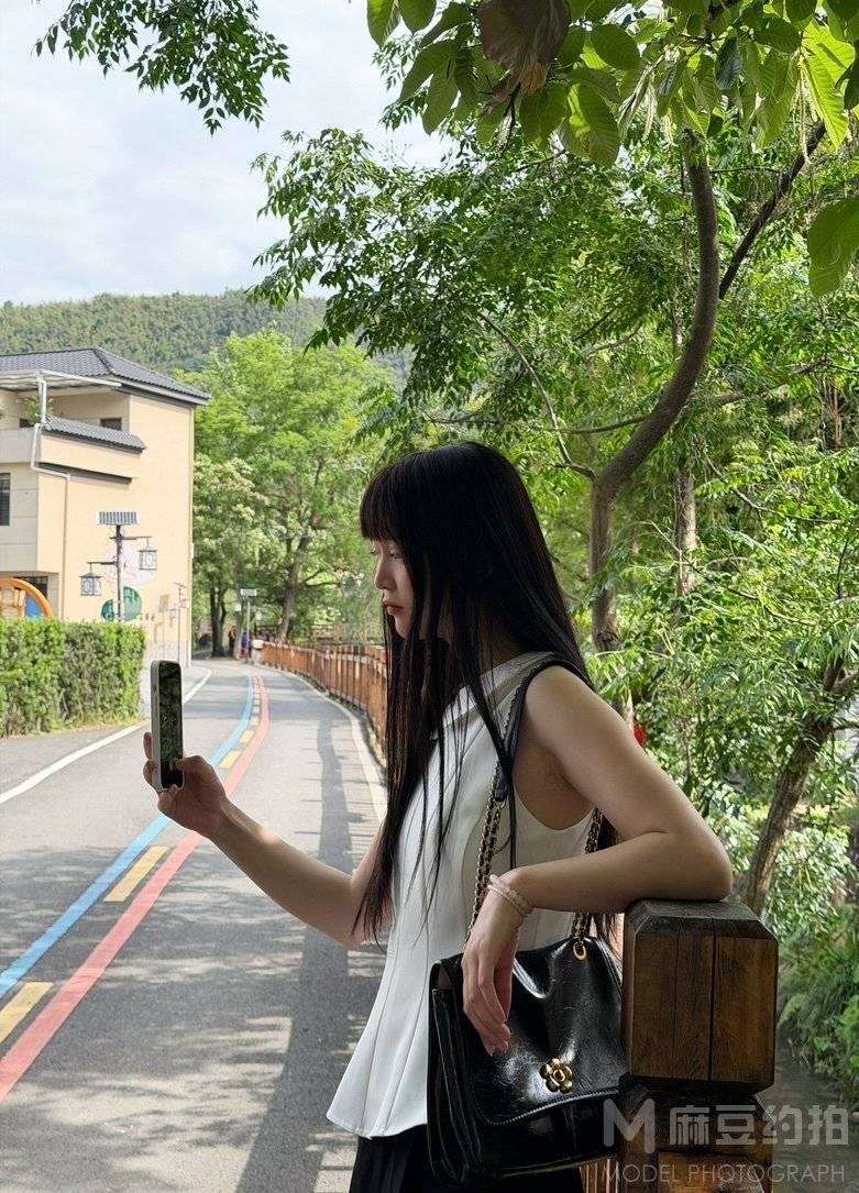 胶片模特