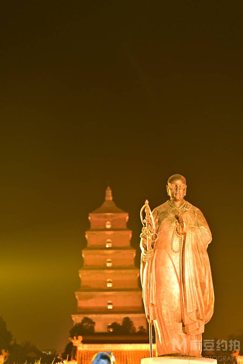 夜景模特