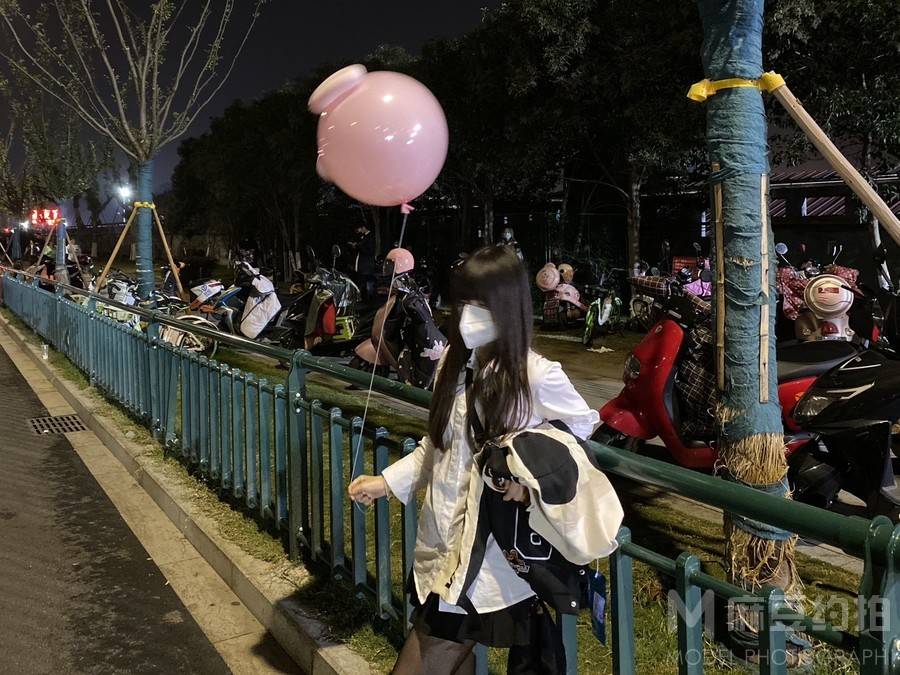 夜景模特