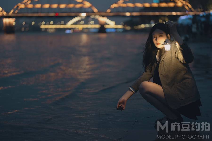 夜景模特