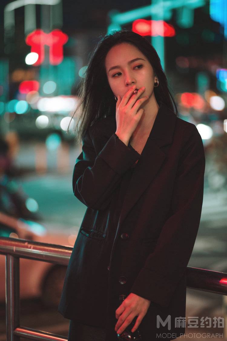 夜景模特