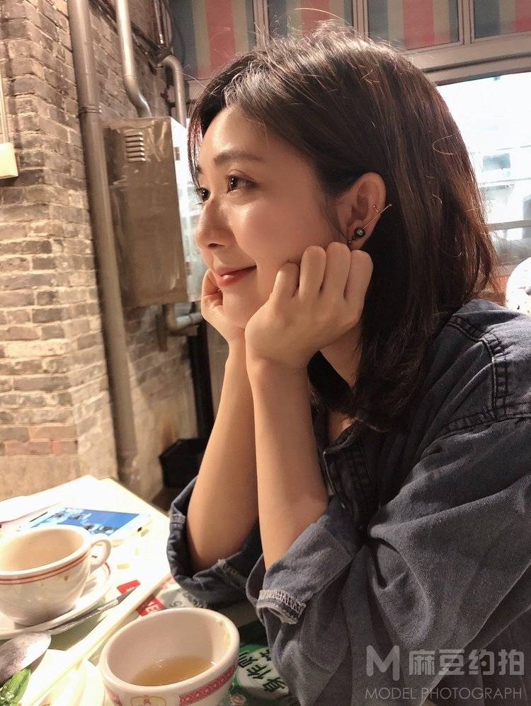 胶片模特