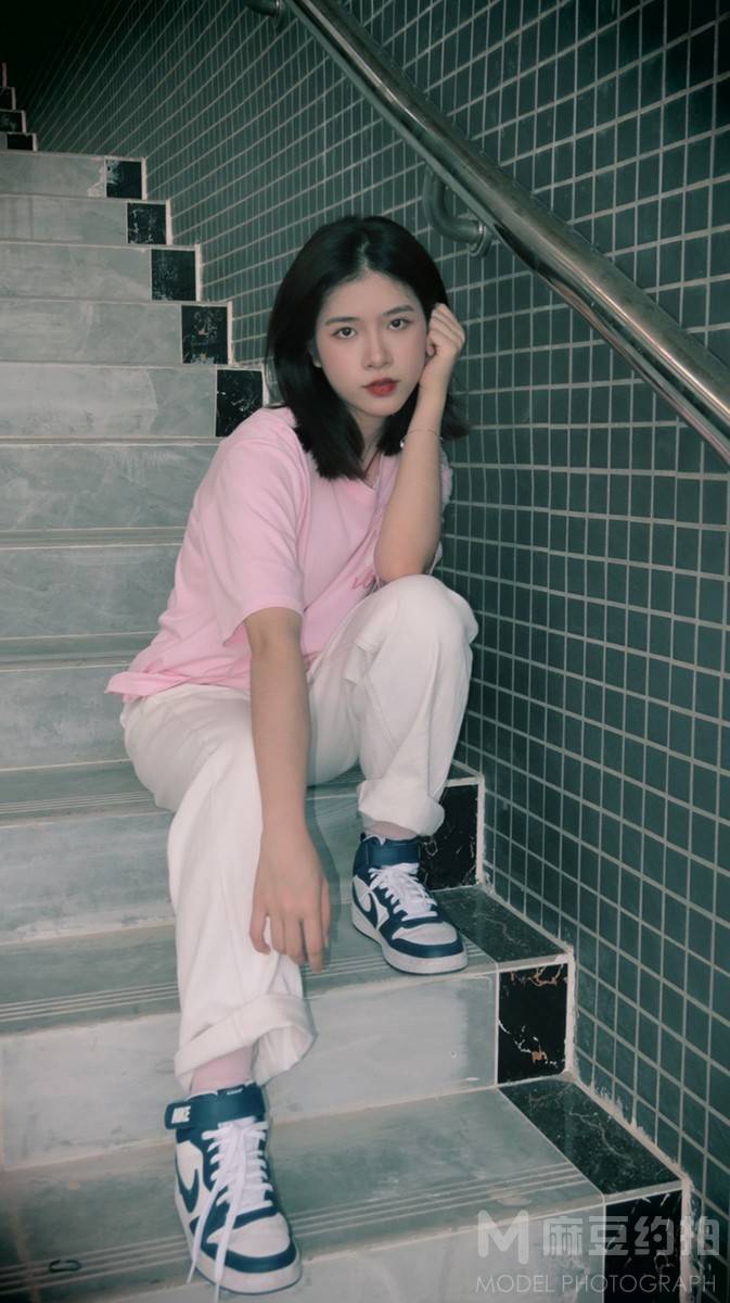 校园模特