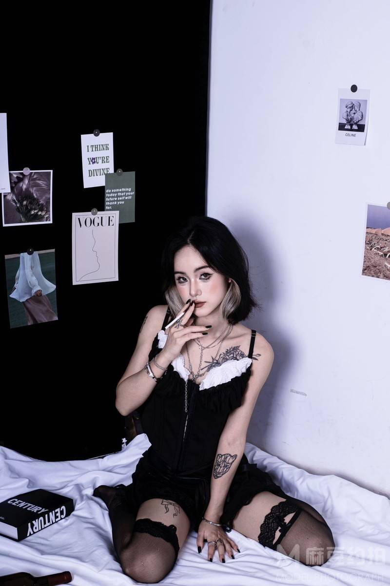 暗黑模特