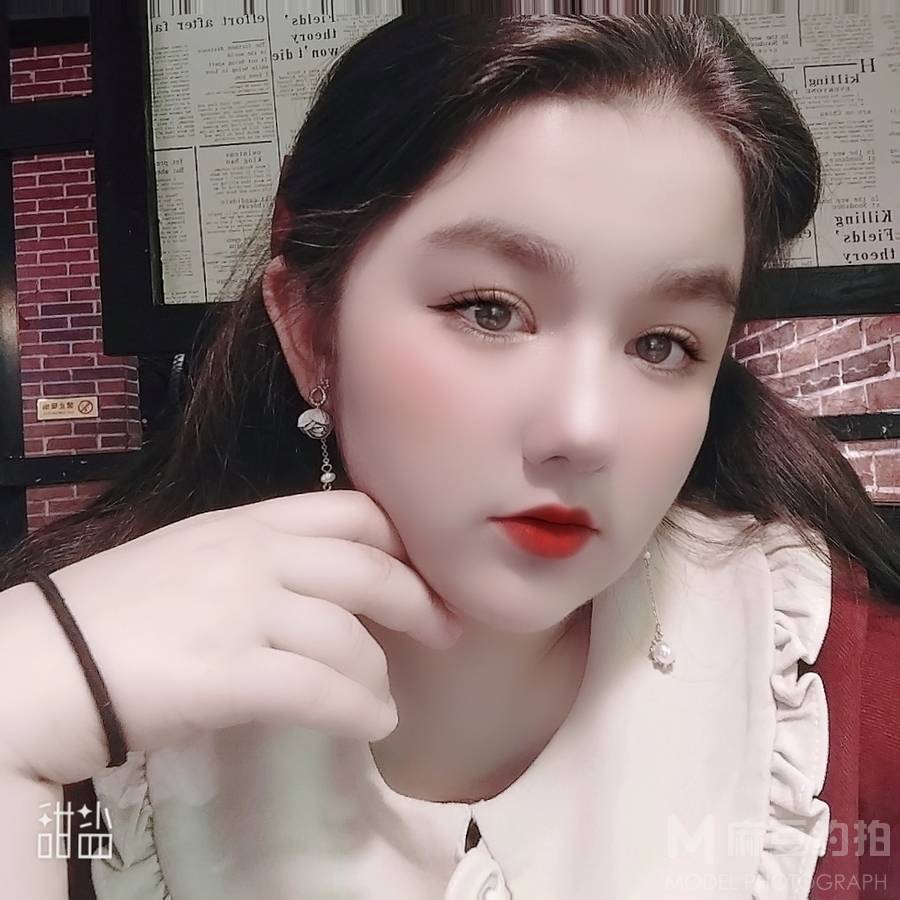 妆容模特