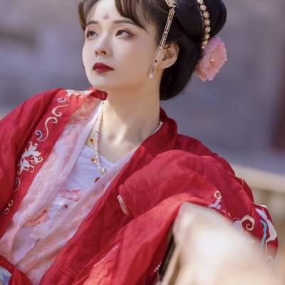 汉服模特