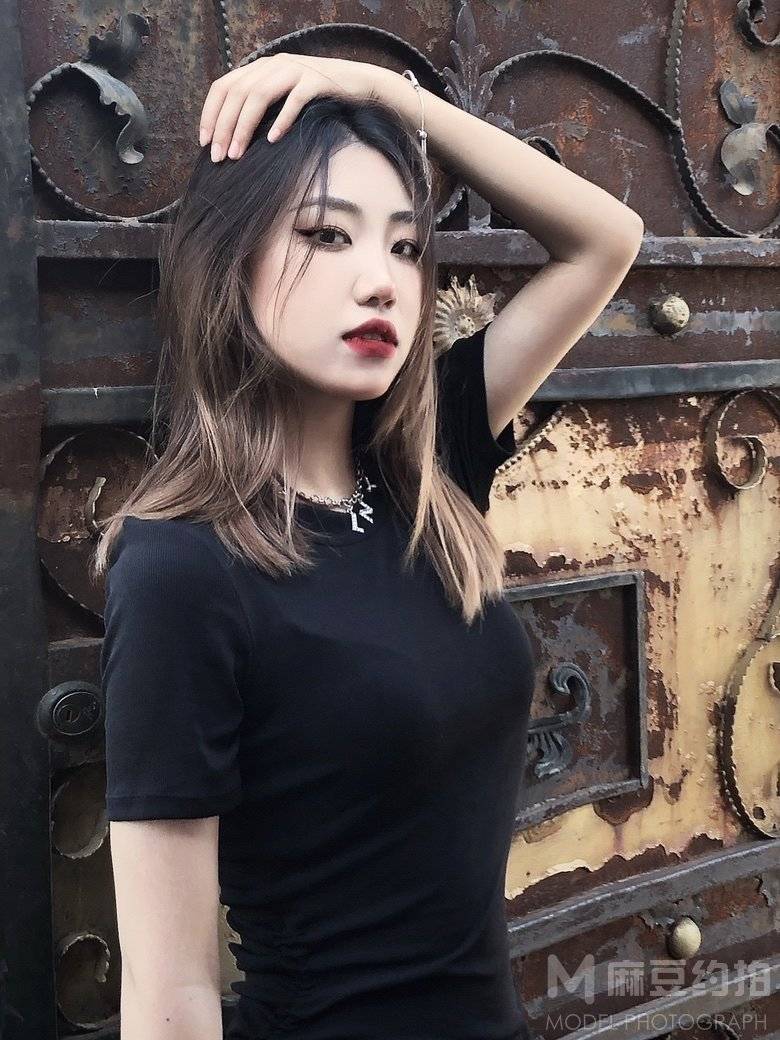 暗黑模特
