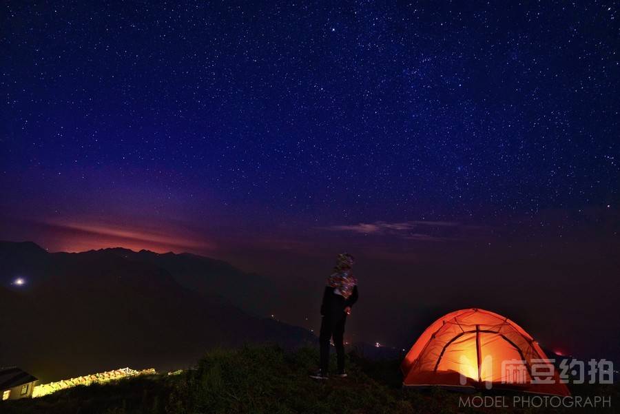 夜景模特