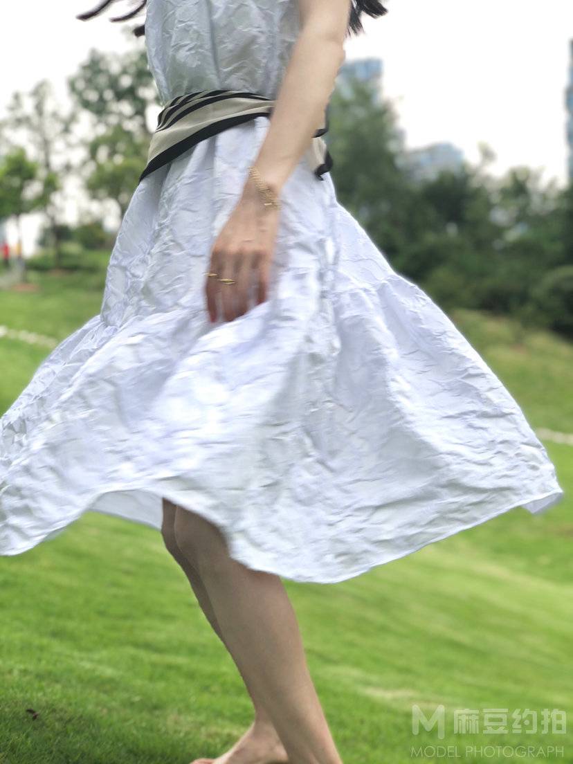 黑白模特