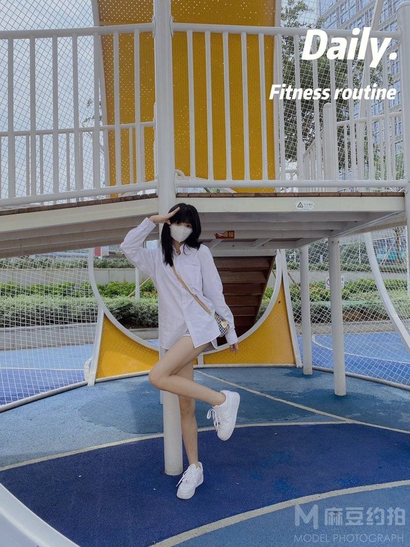 校园模特