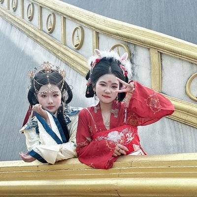 汉服模特