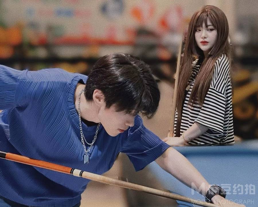 校园模特