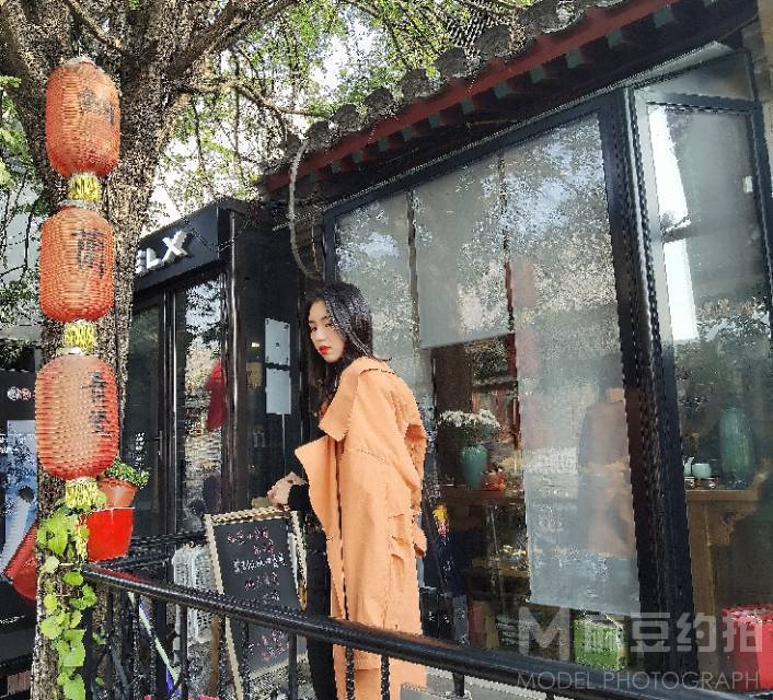 清新模特