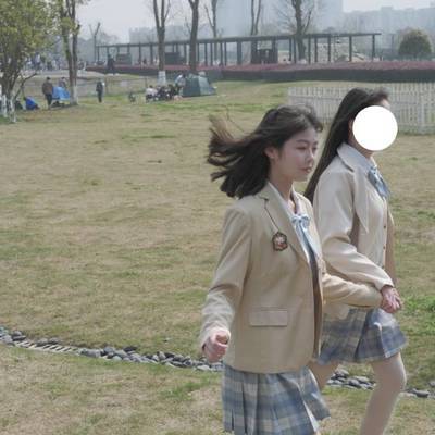 校园模特