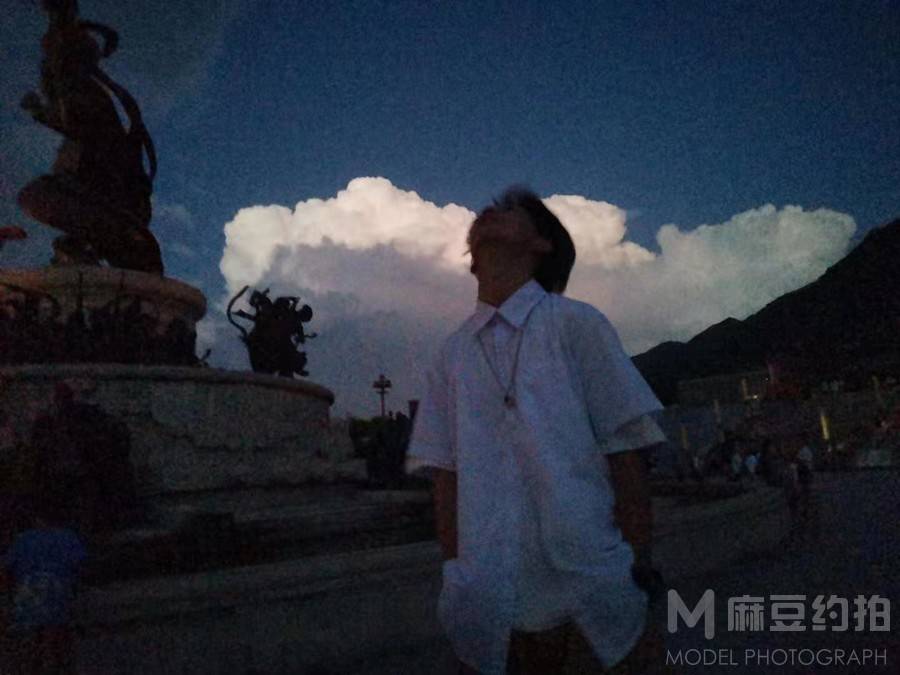 清新模特
