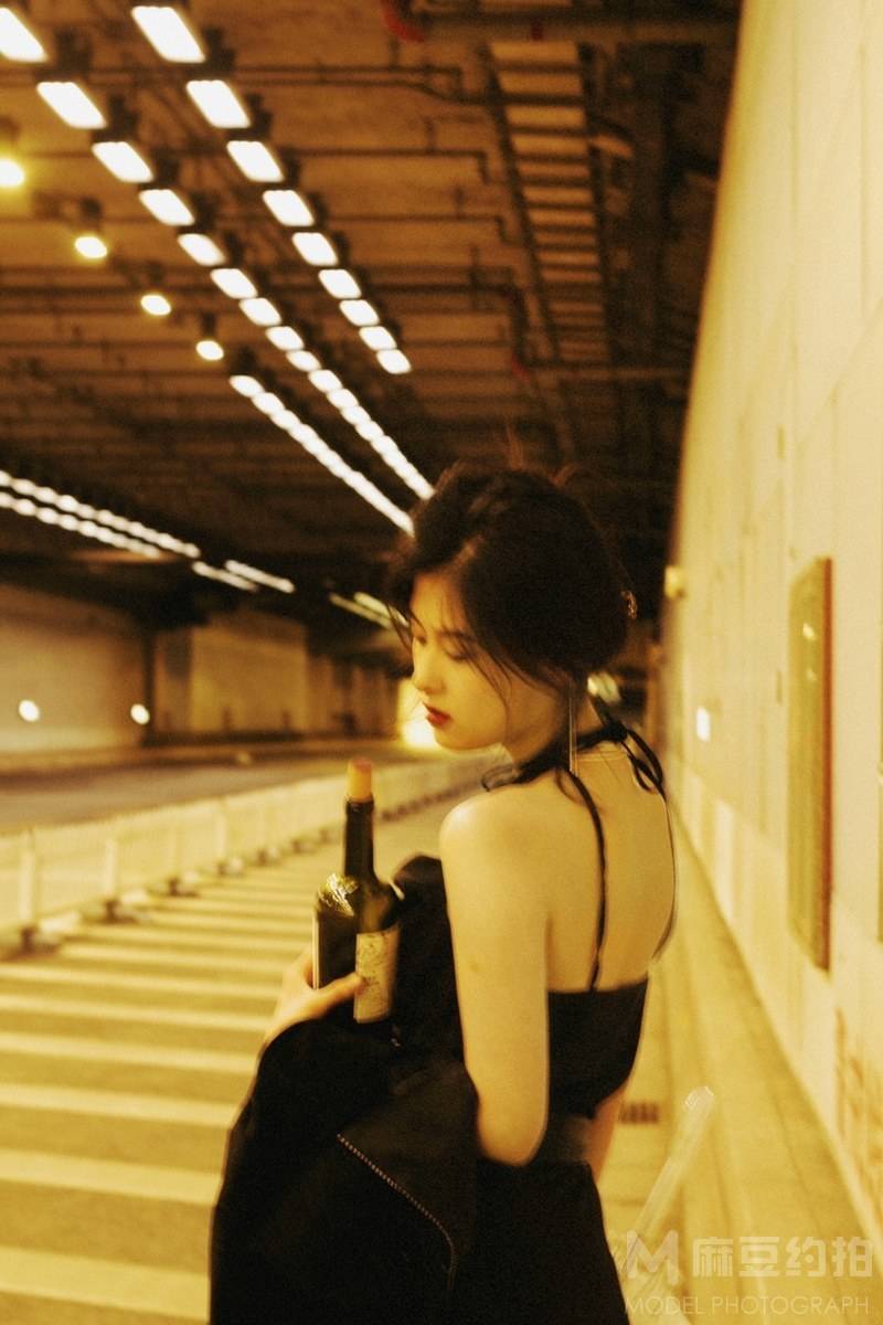 胶片模特