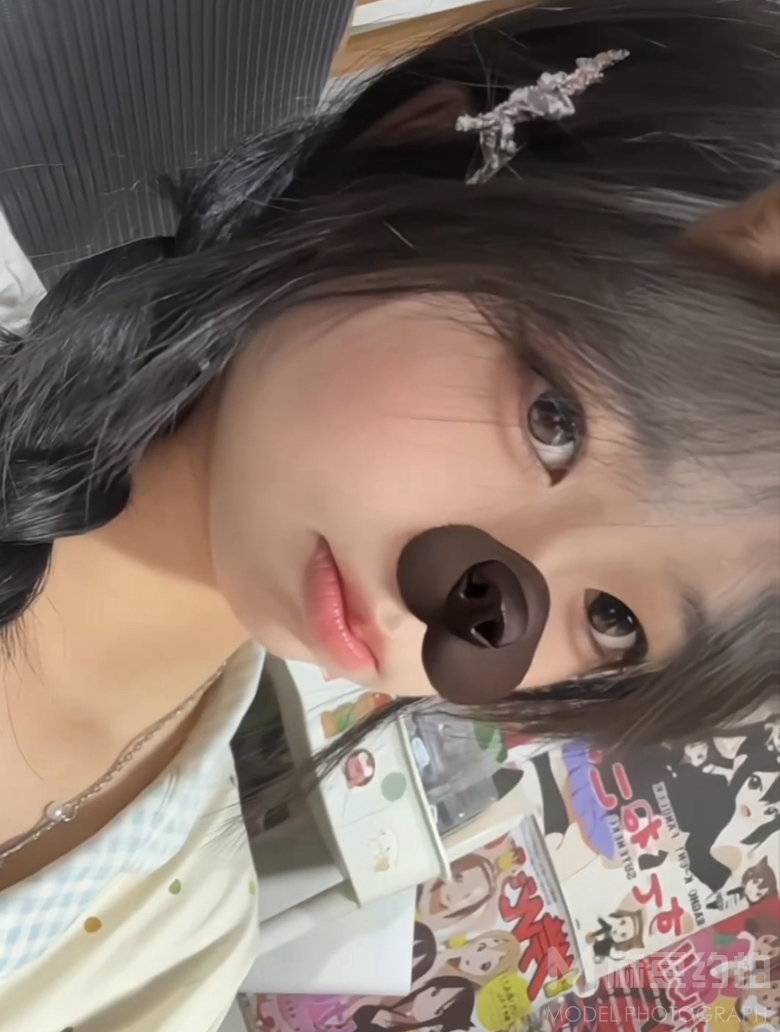 胶片模特