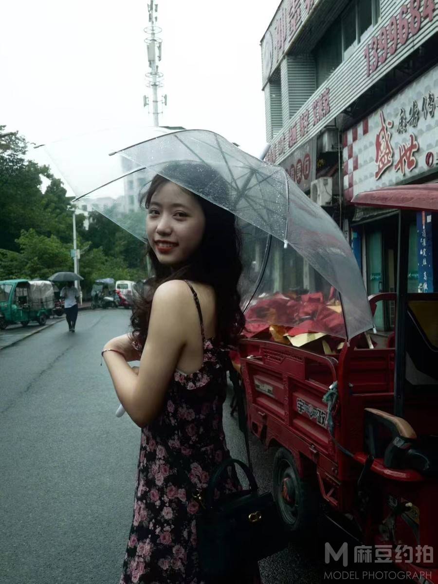 胶片模特