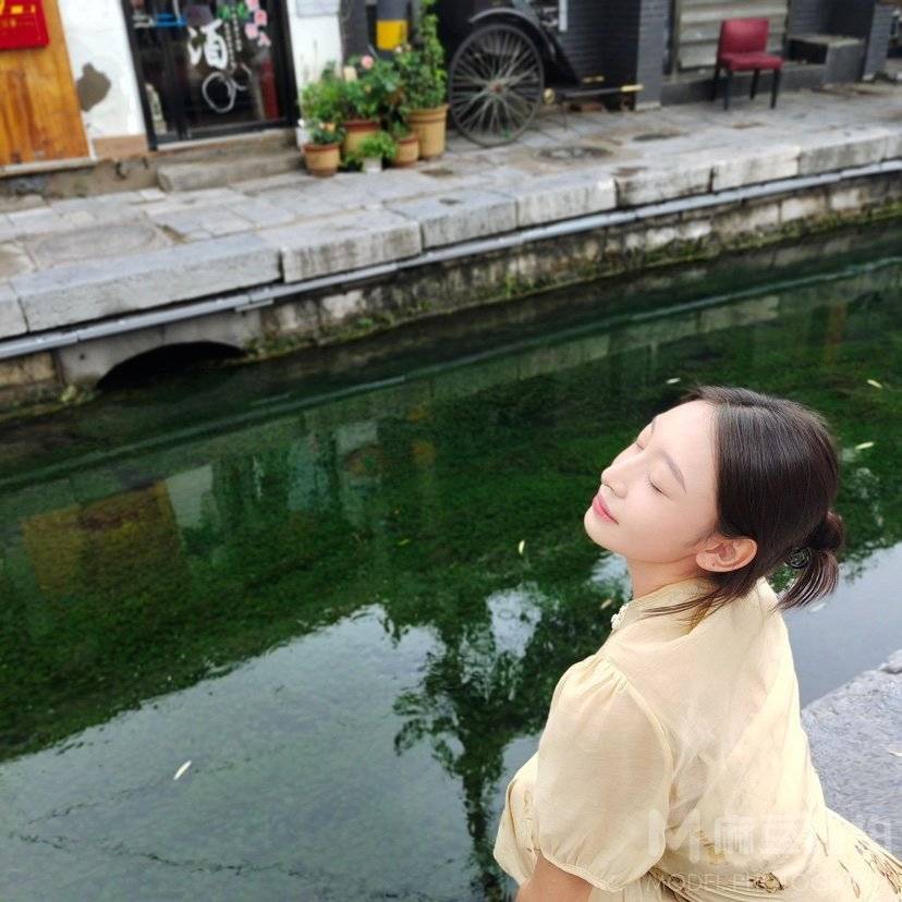 民国模特