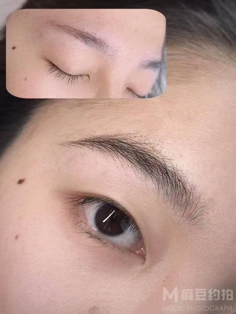 妆容模特