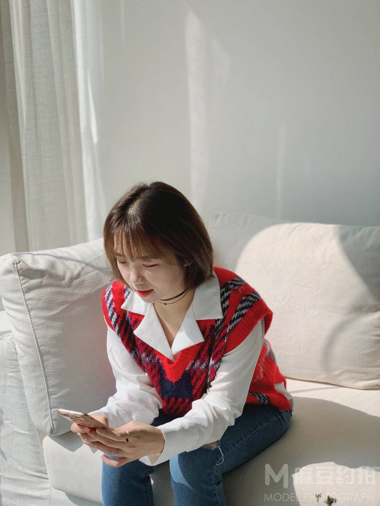 情绪模特