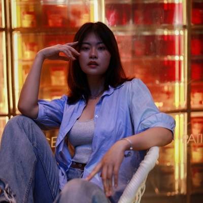 情绪模特