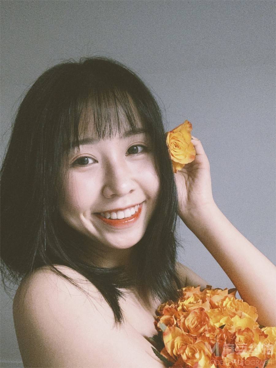 胶片模特