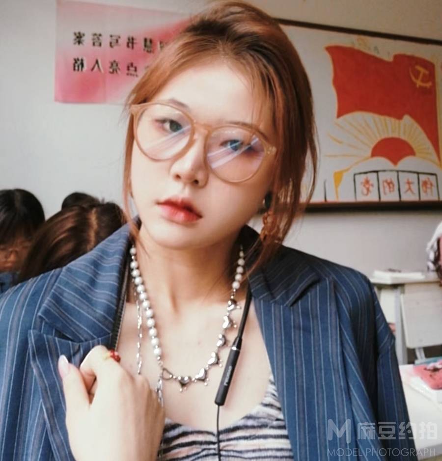校园模特