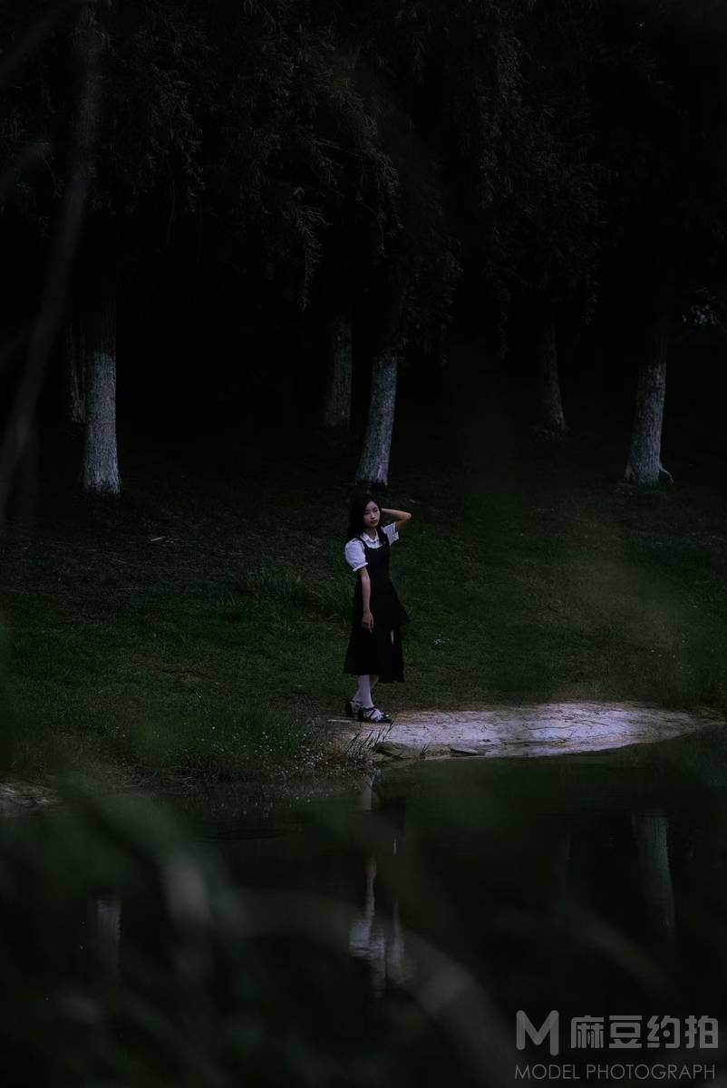 暗黑模特