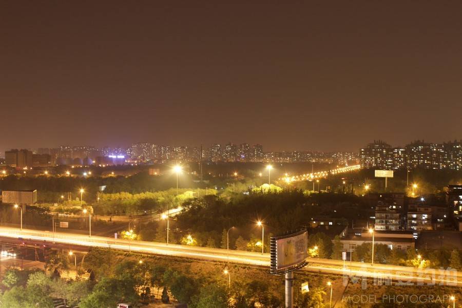 夜景模特