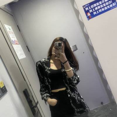 黑白模特