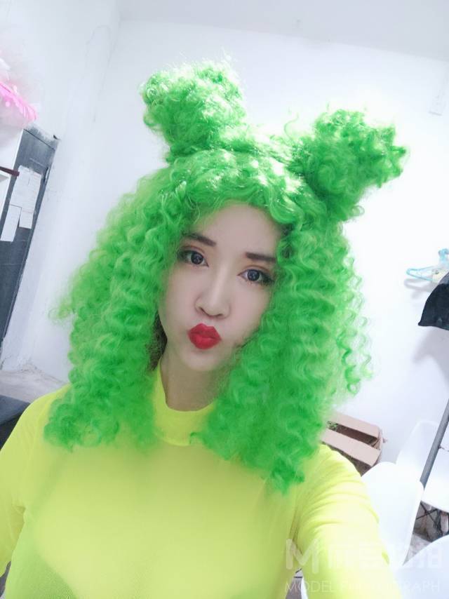 妆容模特