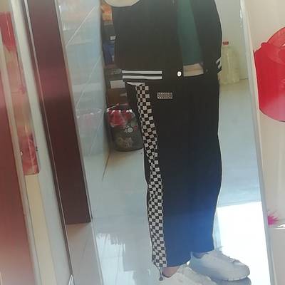黑白模特