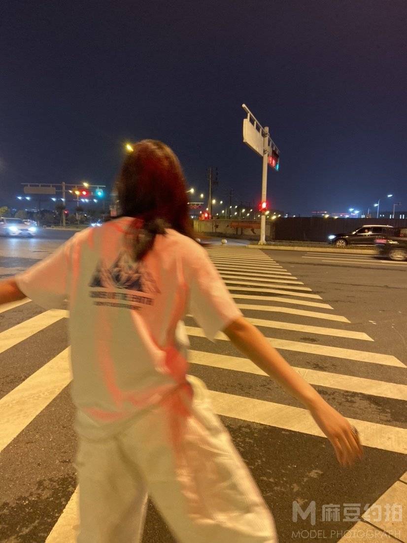 夜景模特
