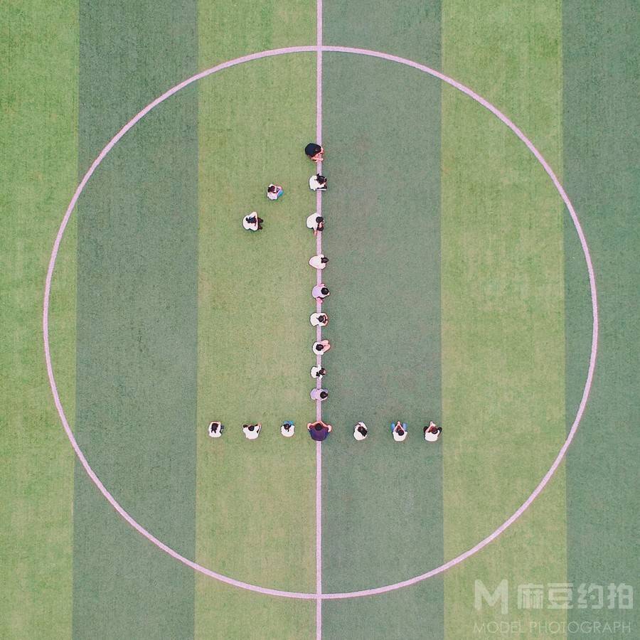 校园模特