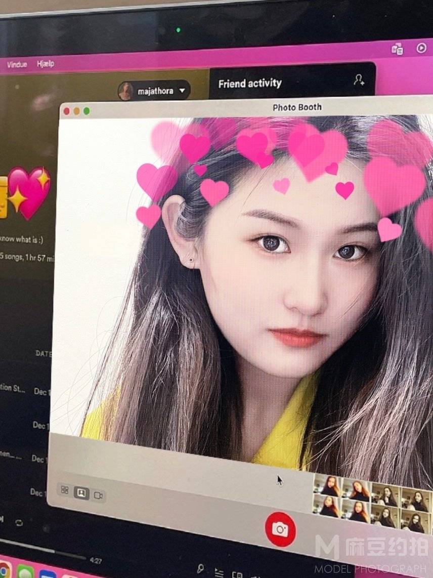 妆容模特