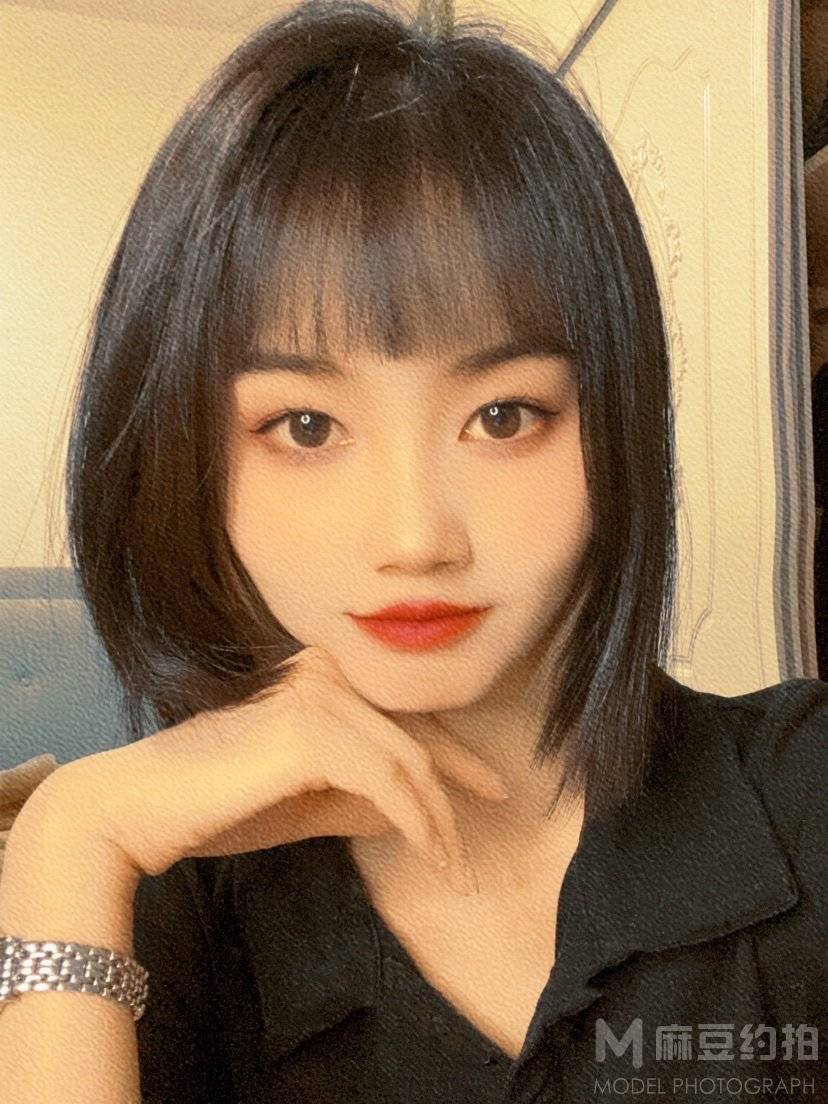 纪实模特