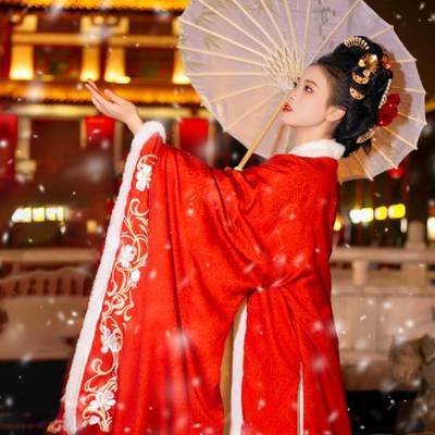 汉服模特